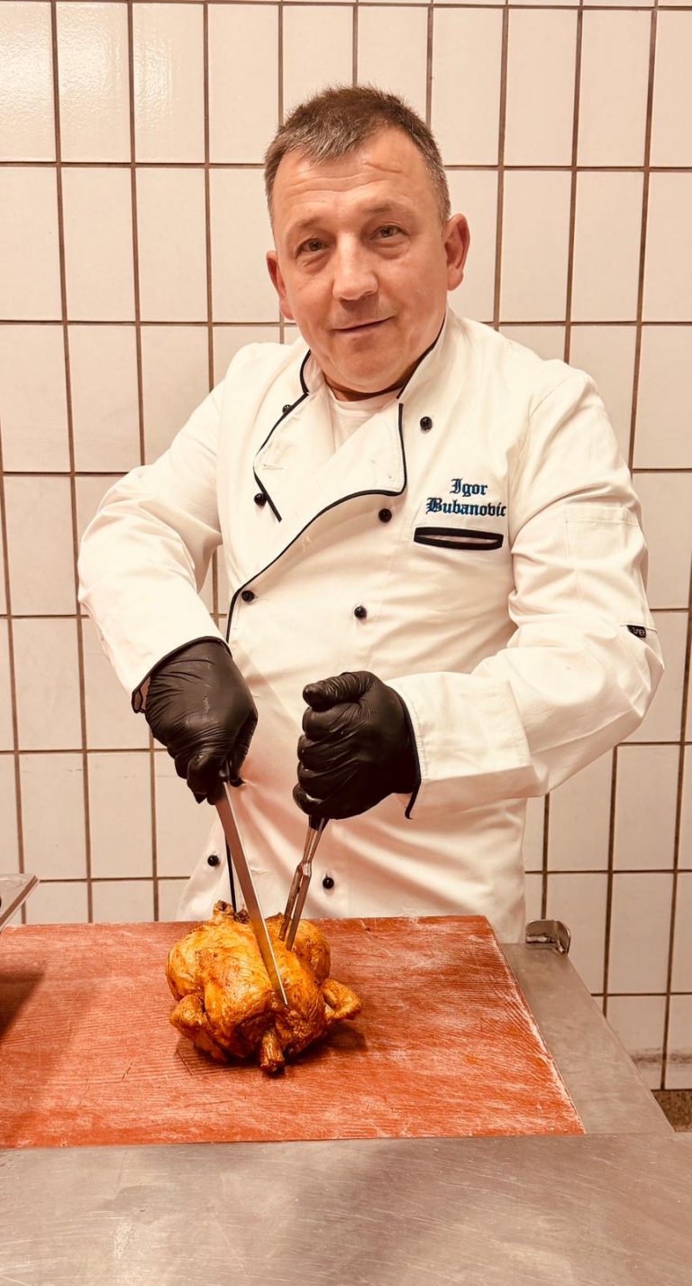 a3402317 e71d 4917 b161 7bd8a9f31be0